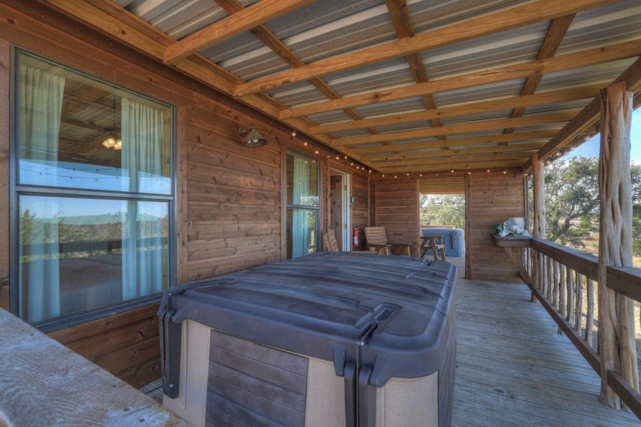 Rocky Ridge Cedar Cabin With Hot Tub & Amazing Views Crabapple Exteriör bild