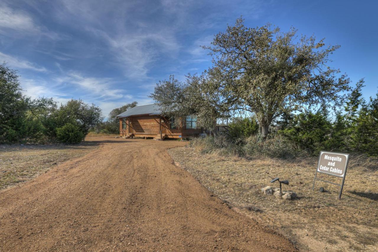 Rocky Ridge Cedar Cabin With Hot Tub & Amazing Views Crabapple Exteriör bild